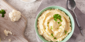 Garlic Mashed Cauliflower – Low Carb Staple